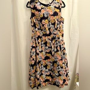 Emily and Fin Floral Dress Size L